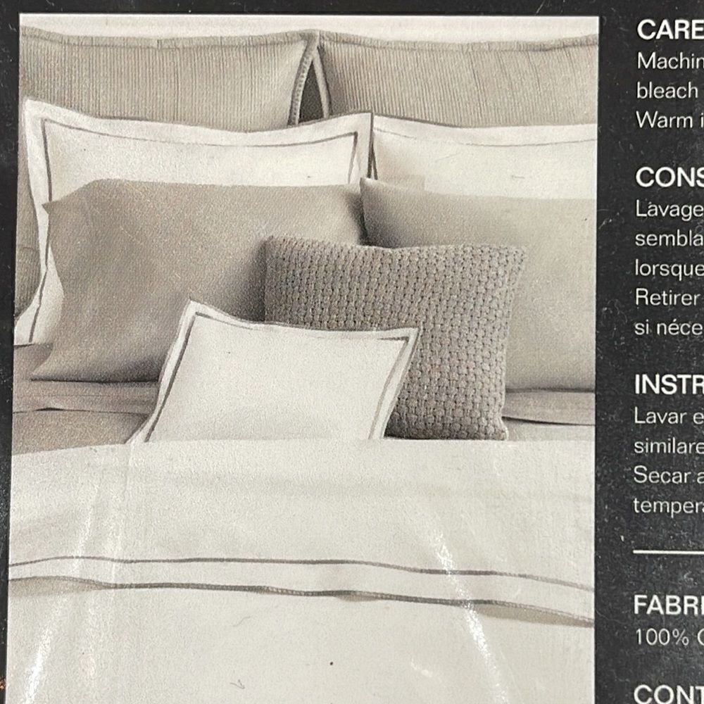 Lauren Ralph Lauren Spencer border sateen one king sham 20”x36”
